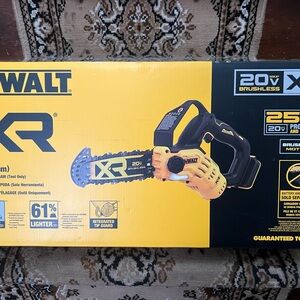 DEWALT 20V MAX XR Brushless Chainsaw - Yellow and Black